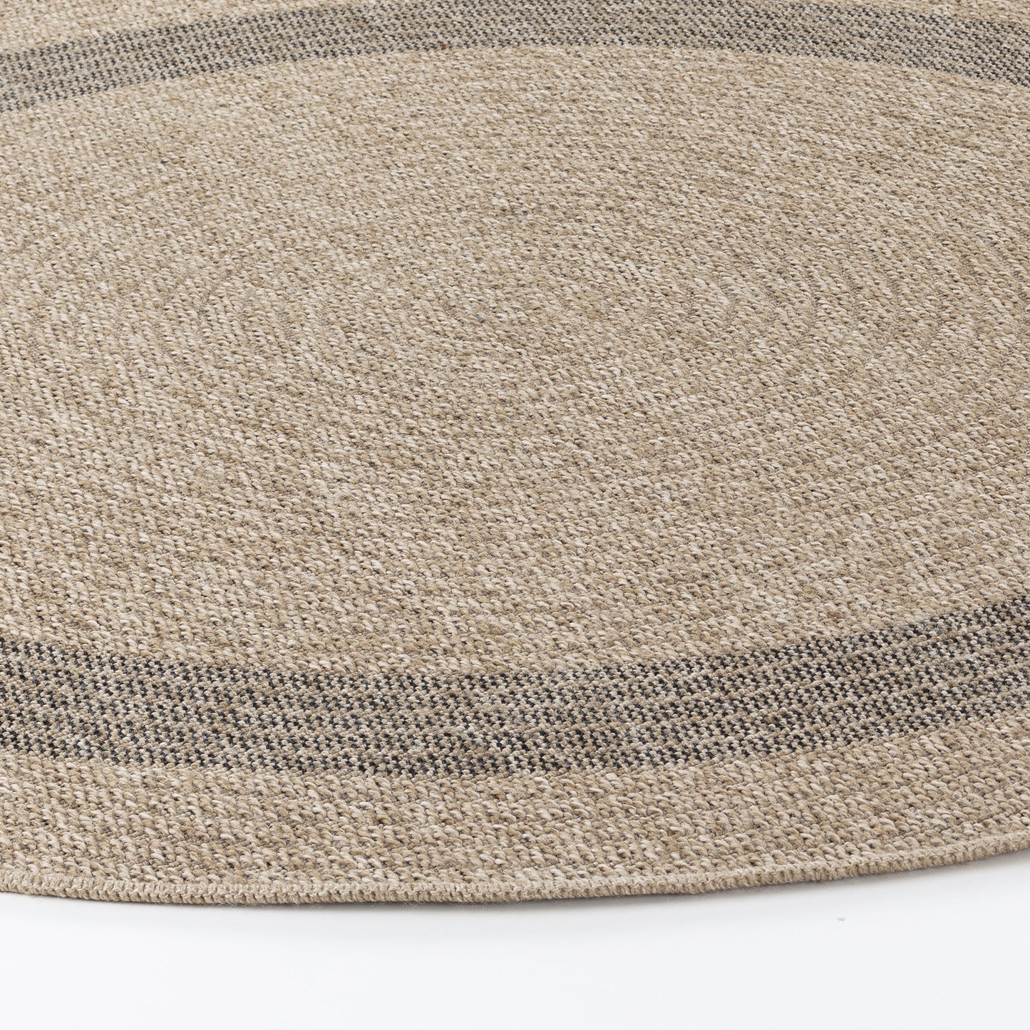 MARCHELLE Buitenkleed met Jute-Look I In & Outdoor Ronde Boho Weerbestendig Tapijt, Terras, Balkon, Veranda, Keuken, Tuin I Beige, Zwart