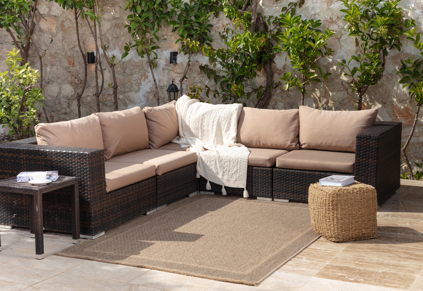 SABRENA Buitenkleed met Jute-Look I In & Outdoor Boho Weerbestendig Tapijt, Terras, Balkon, Veranda, Keuken, Tuin I Beige, Zwart